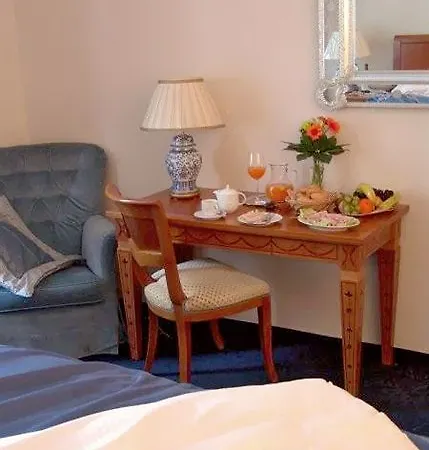 Europa Hotel 3*